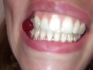 Mouth Fetish - Silvia Eating Video 1